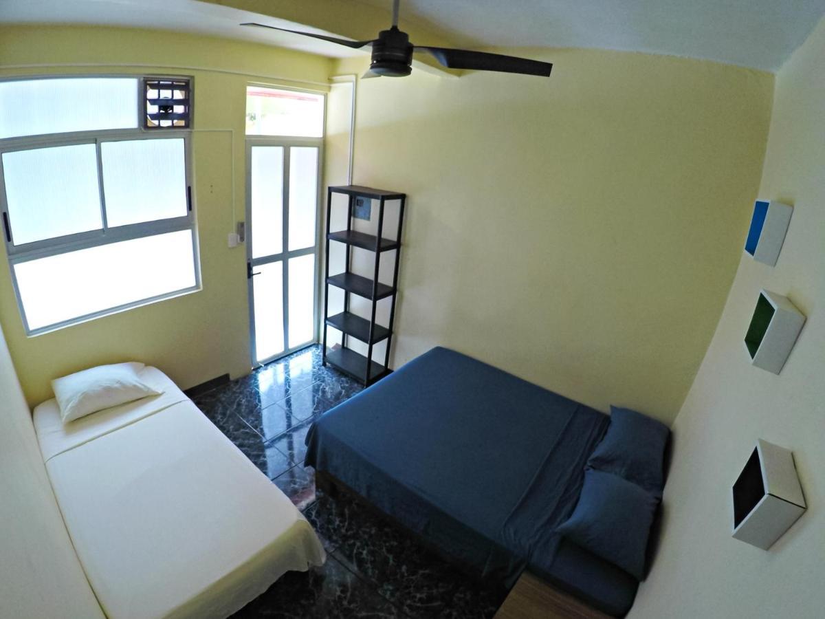 Hostel De Haan Jacó Екстериор снимка