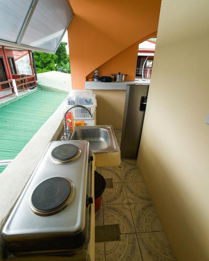 Hostel De Haan Jacó Екстериор снимка